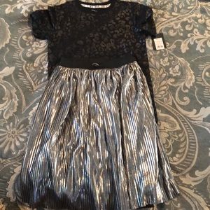 Art Class big girls top and skirt